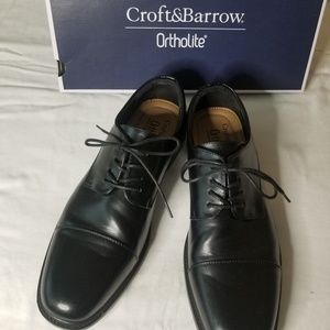 Mens size 9 Dress Shoes